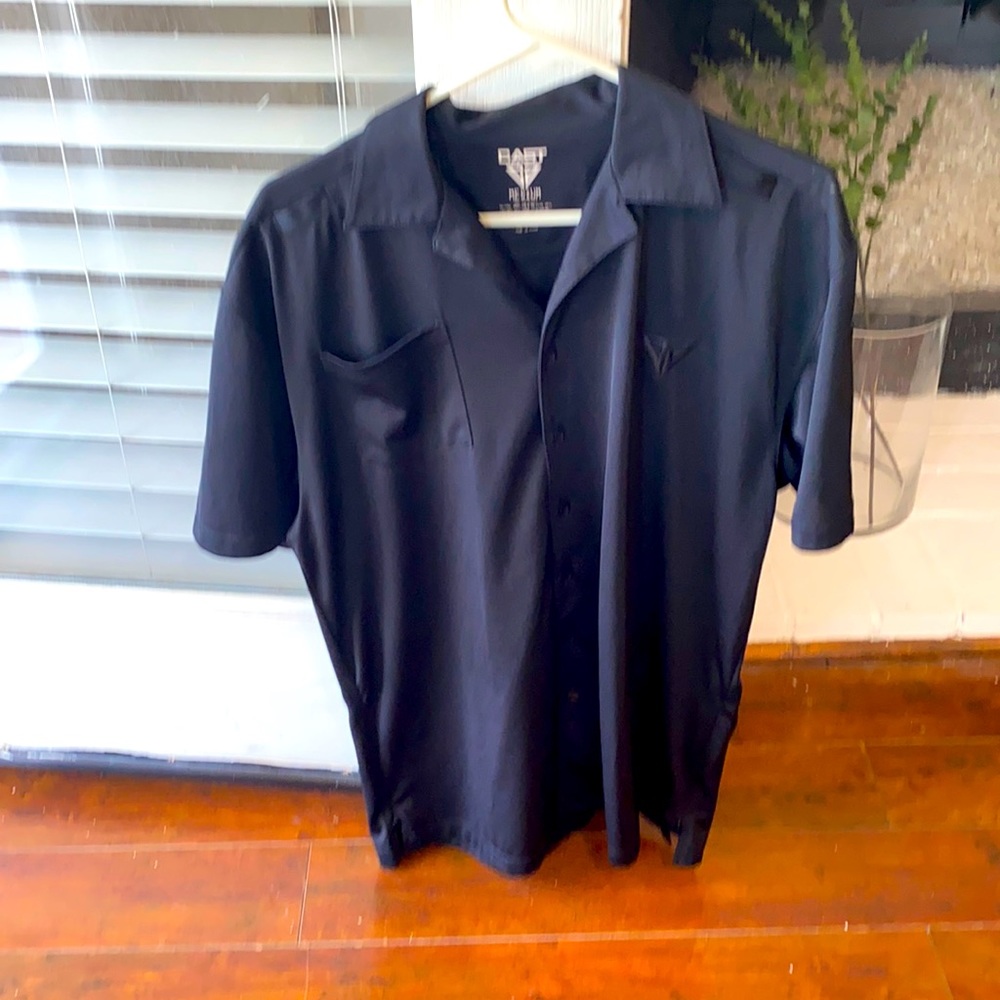Cast gear medium shirt mens button down black